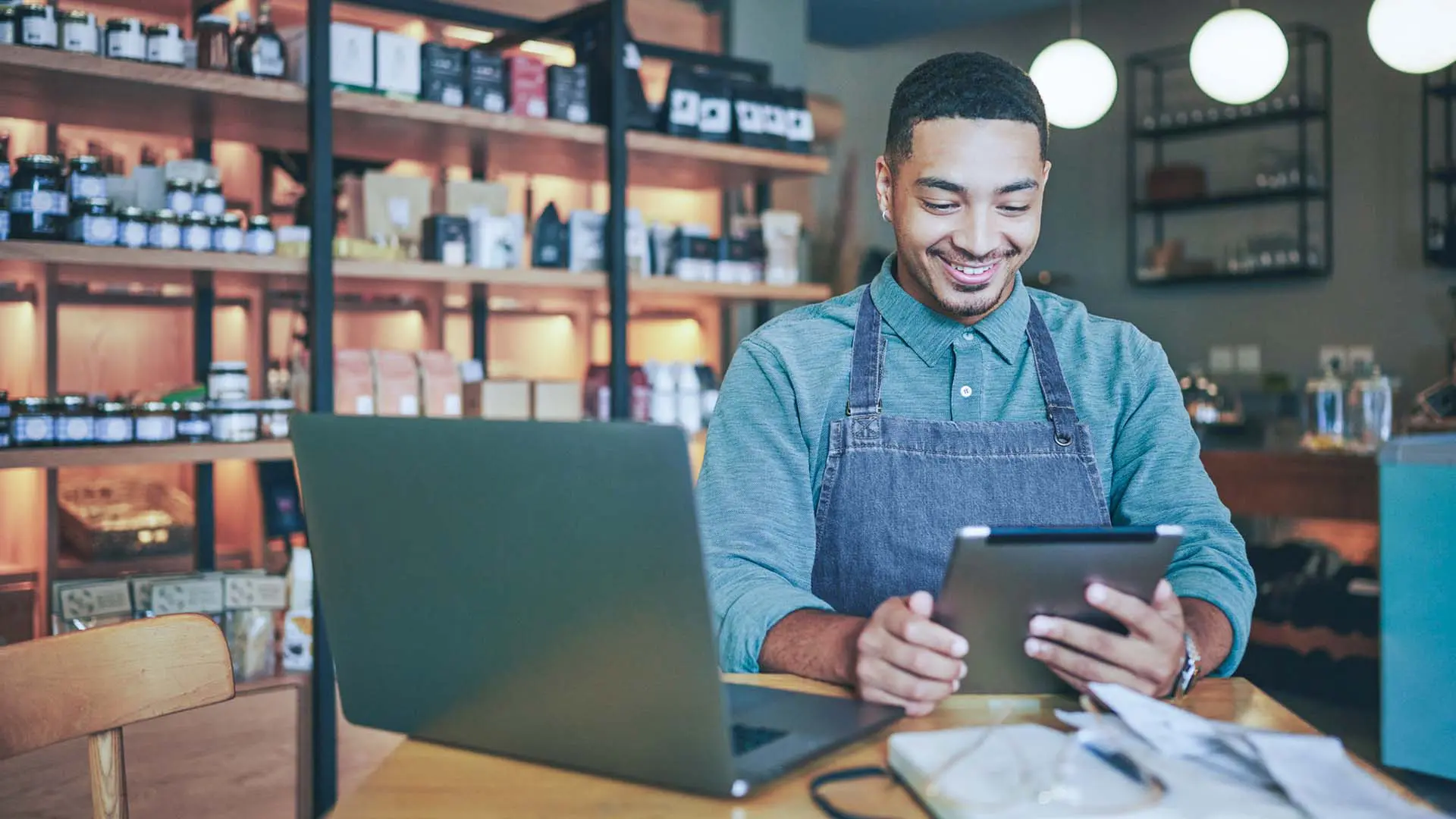 small-and-midsize-businesses-hero-zone-1416830692