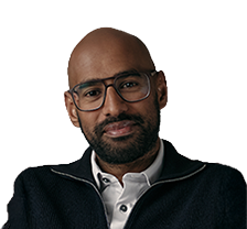 Johan Mills headshot