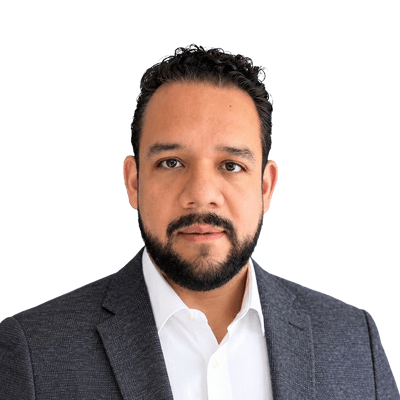 Arturo Raudales Headshot